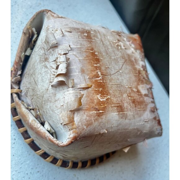 Handcrafted Birch Bark Basket With Natural Fiber Stitching - Picture 8 of 8
